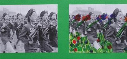 Une armée de femmes en défilé de femmes portant des fleurs (Dimitri)